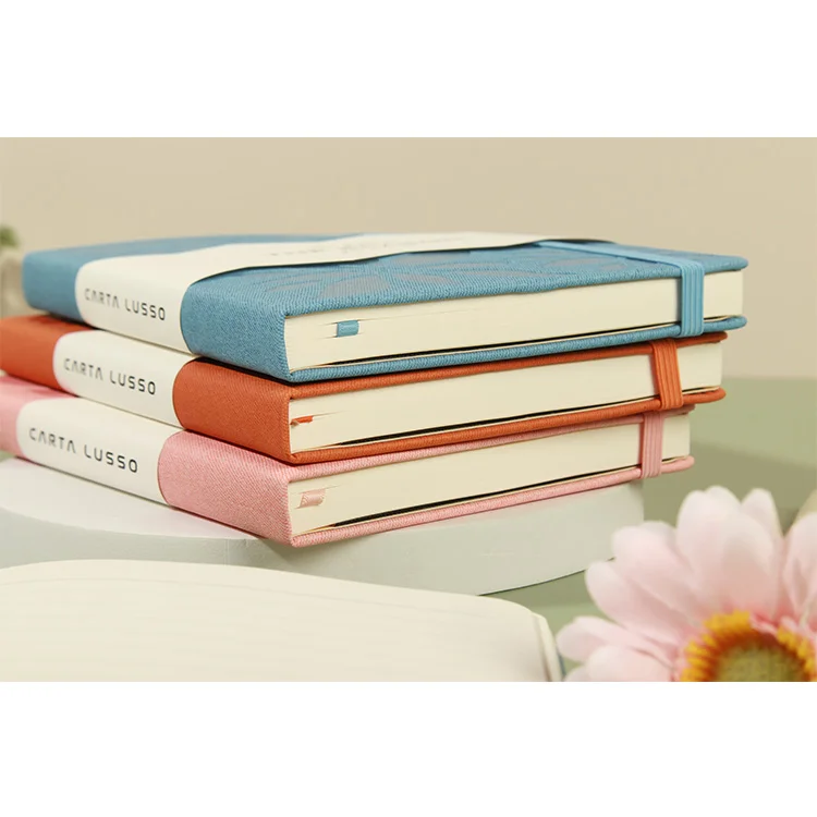 How to Structure a Business Notebook for Meetings and Projects